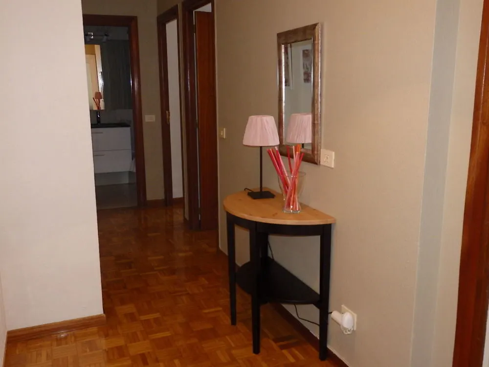 Alojamientos Olga Pamplona İspanya