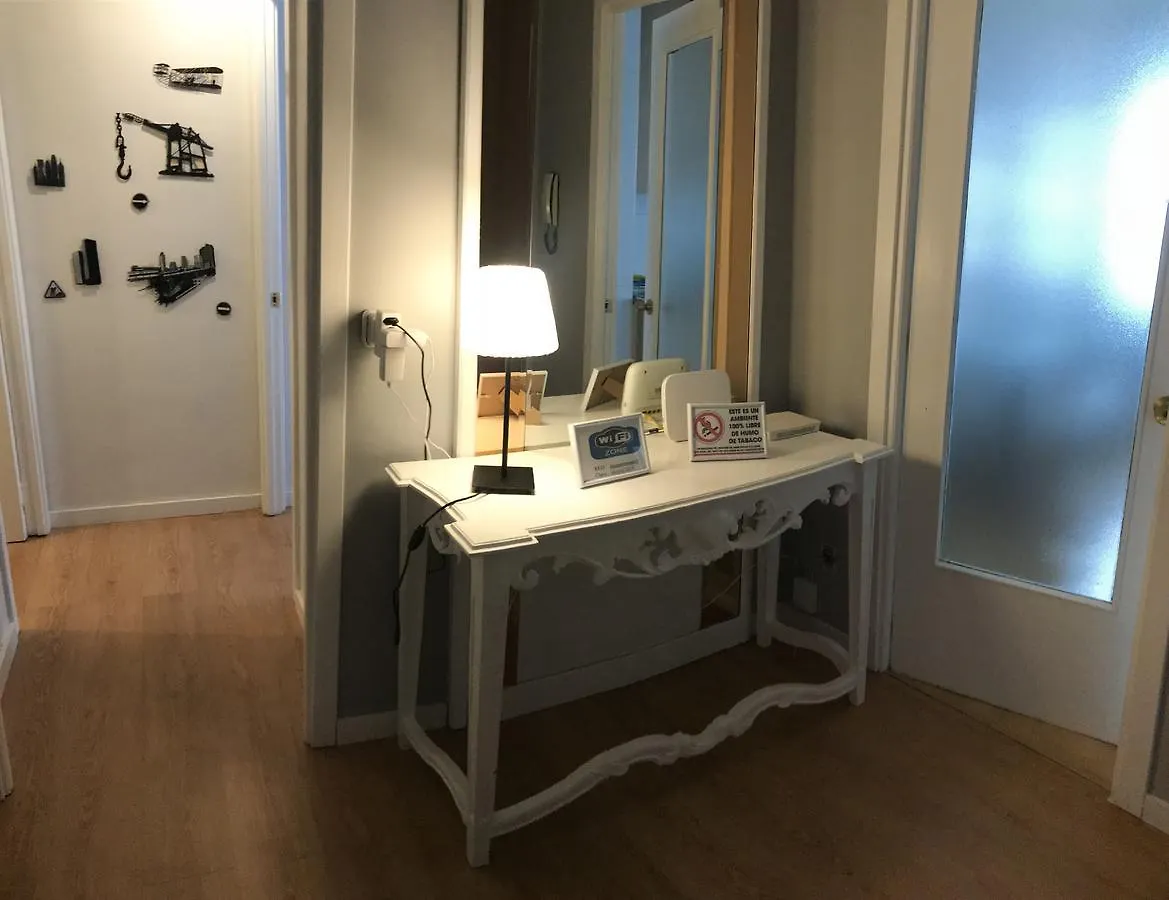 Alojamientos Olga Pamplona 5*,  İspanya
